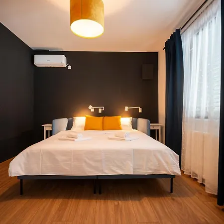 Bed & Breakfast Cozy Nook - Free Private Parking *