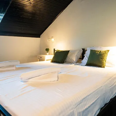 Cozy Nook - Free Private Parking *